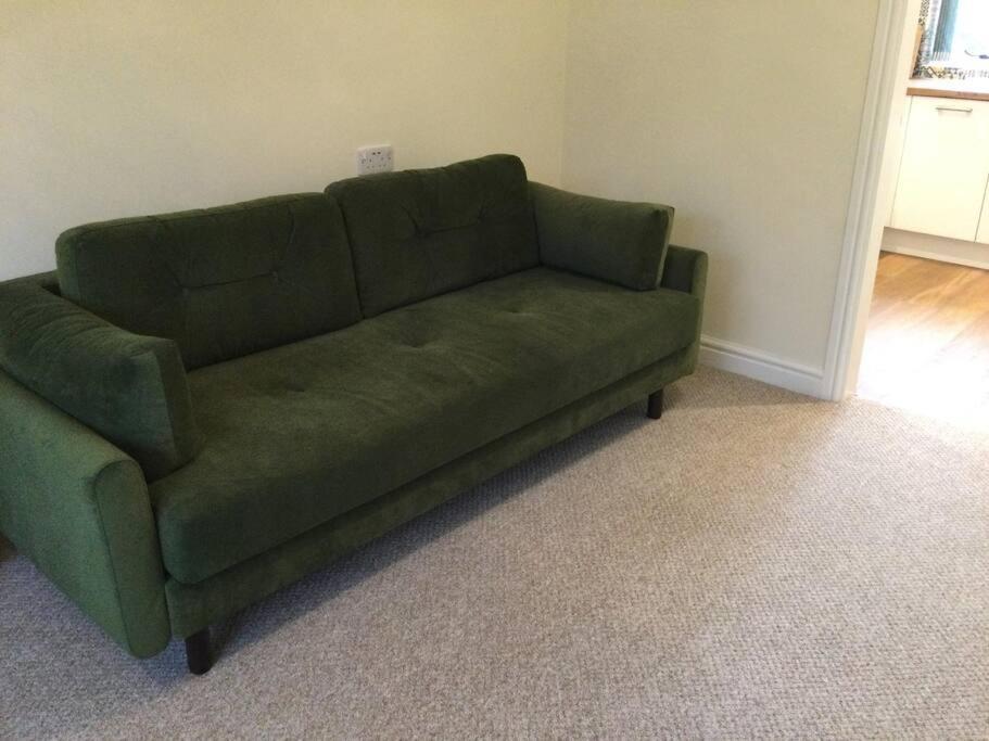 Churstonbnb, Private Flat Within Family Home, Bolton Lostock Buitenkant foto